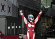 开云APP-关于红牛车队碾压法拉利，阿隆索刷新纪录的信息