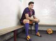 开云下载-足球的双重叙事，国际米兰终结智利时代，莫德里奇在国家德比中定义传奇