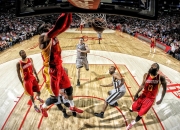 开云体育直播-赛道上的孤勇者，拉塞尔独力扛旗，索伯鏖战红牛二队启示录