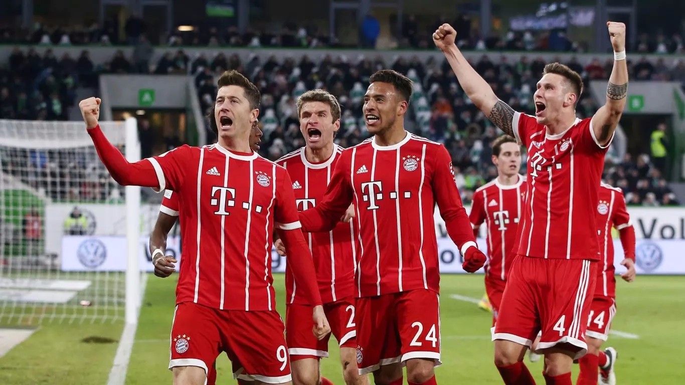 曼联完胜德国，莱万送出助攻的简单介绍