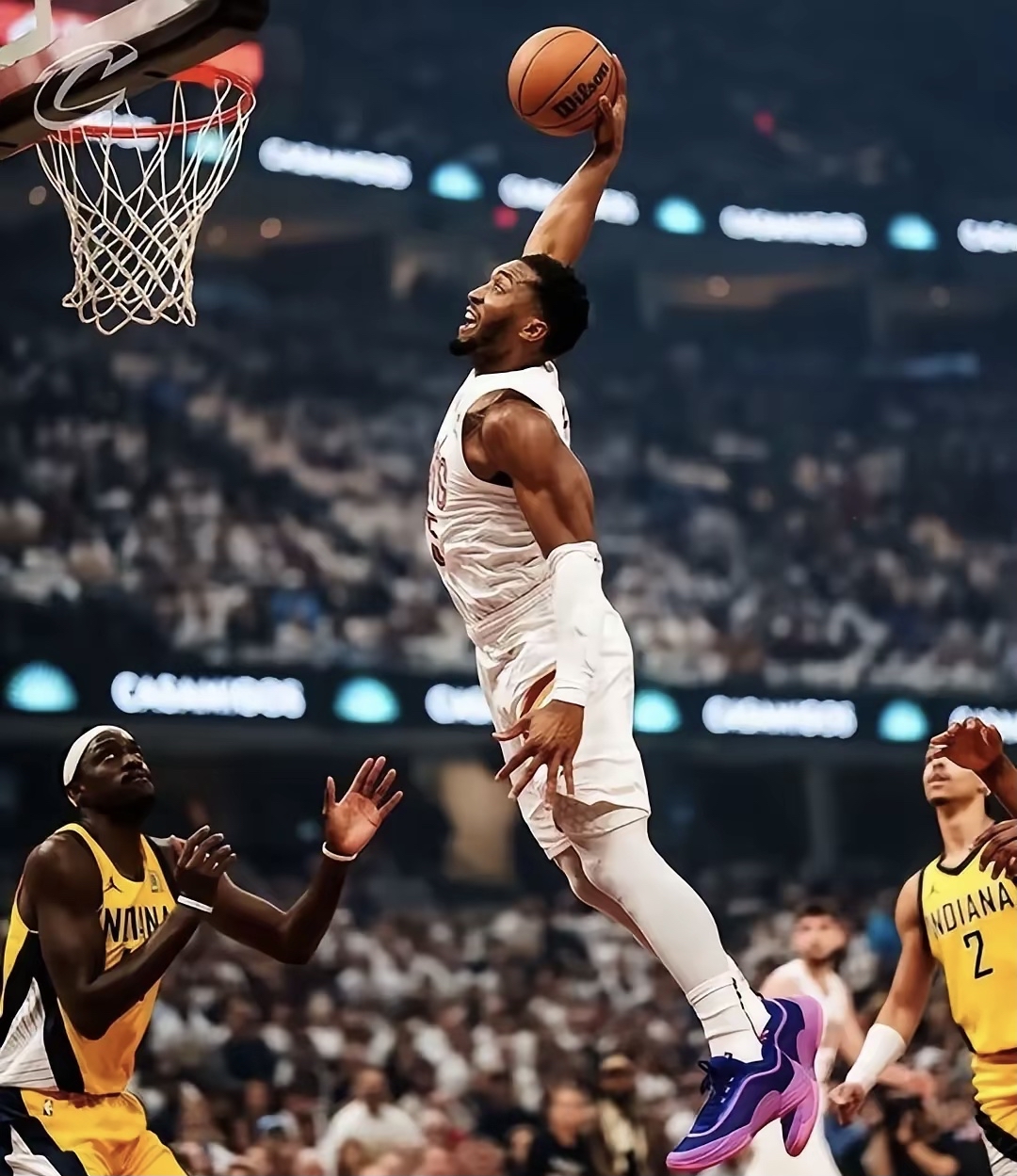 关于掘金轻取勇士,萨姆·米切尔高光表现的信息 关于掘金轻取勇士,萨姆·米切尔高光表现的信息