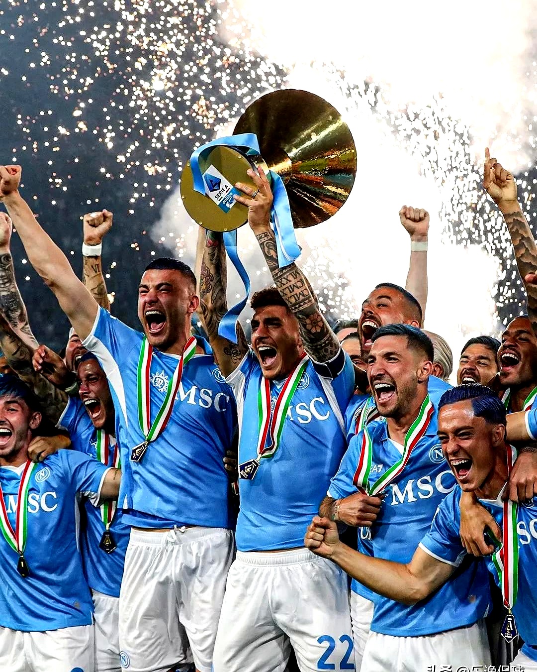 那不勒斯连胜达到四场,欧冠席位加固的简单介绍 那不勒斯连胜达到四场,欧冠席位加固的简单介绍