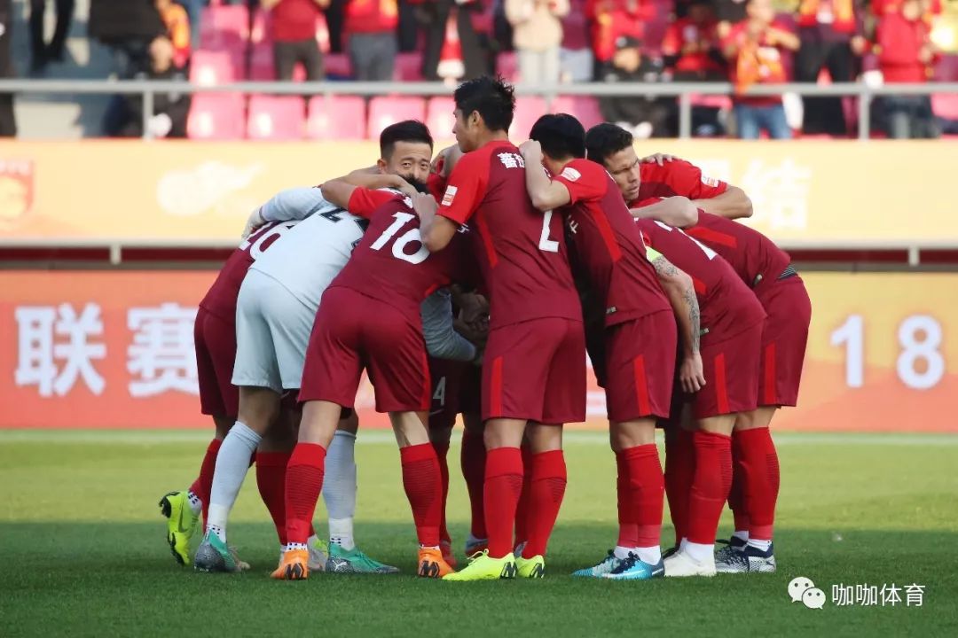 保定中北队员备战赛季,团结争取胜利冲刺 保定中北队员备战赛季,团结争取胜利冲刺