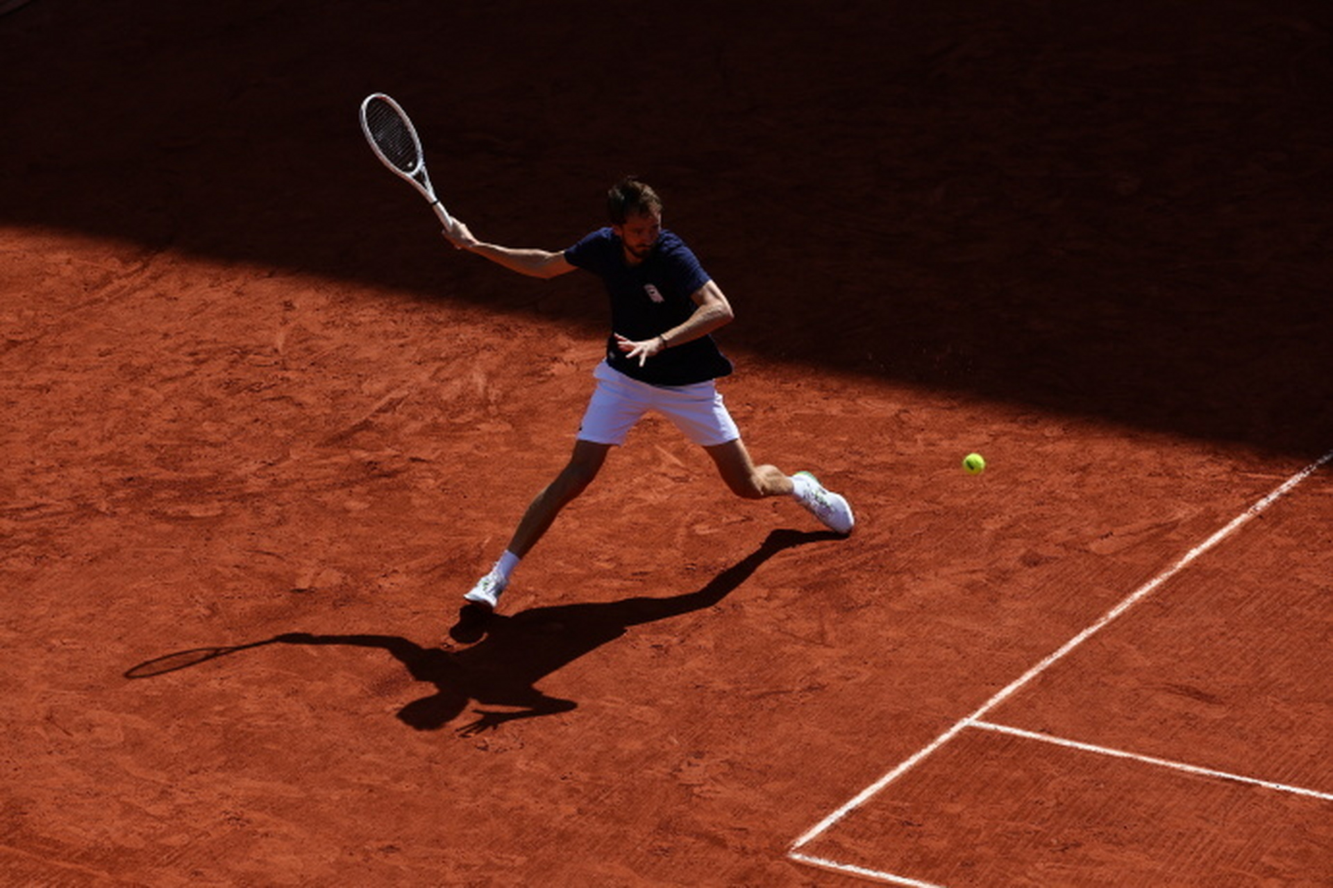 美国网球队绝杀世界网球队，梅德韦杰夫完成帽子戏法的简单介绍